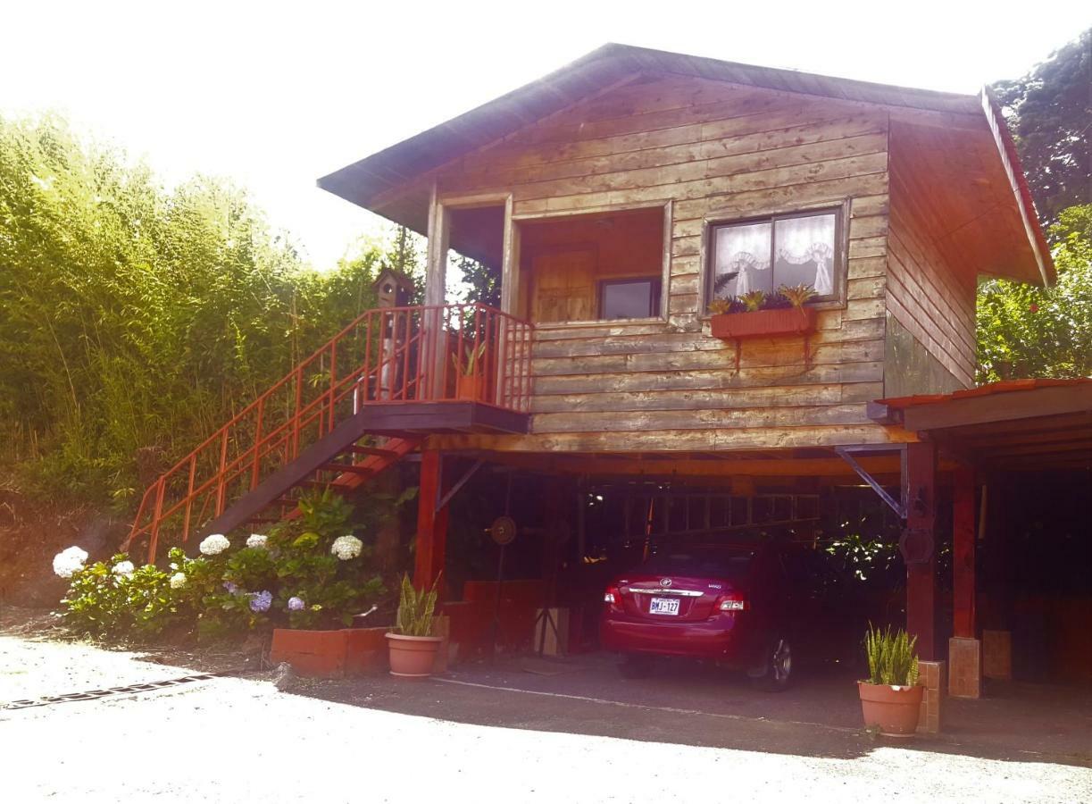 Hotel Chalets Los Volcanes Fraijanes Esterno foto